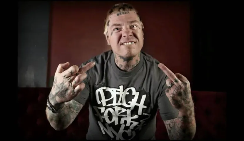 Lars Frederiksen nació el 30 de agosto de 1971