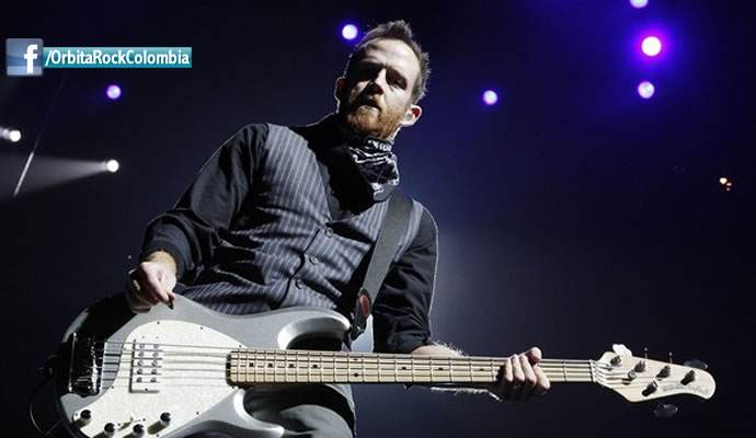El 8 de febrero de 1977 nació David Farrell bajista de Linkin Park. 