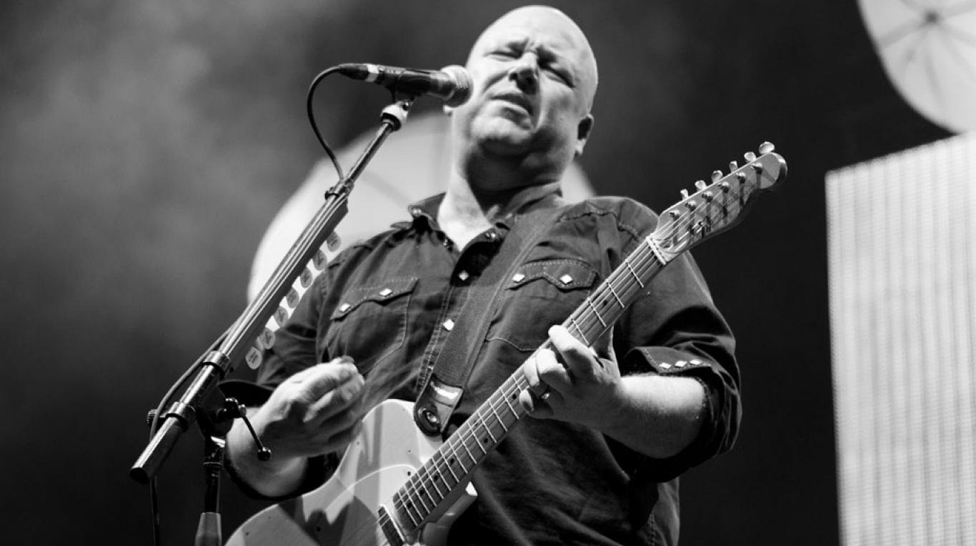 El 6 de abril de 1965 nació Black Francis de Pixies