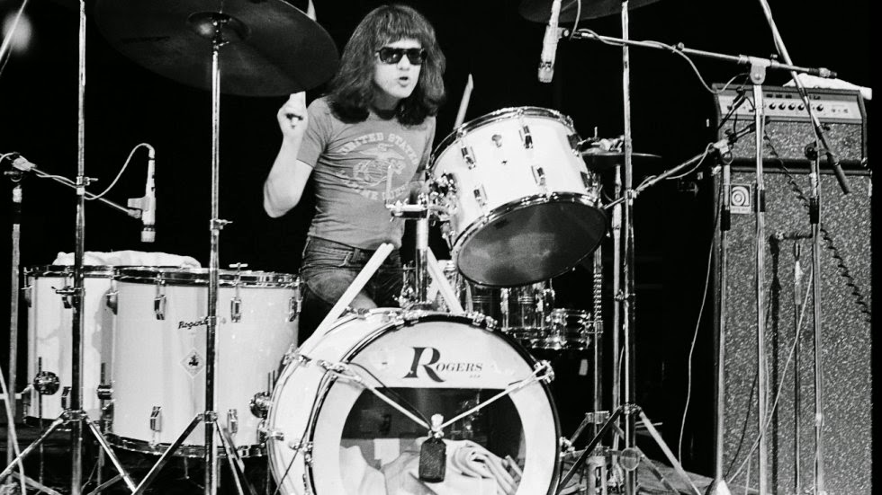 El 11 de julio de 2014 murió Tommy Ramone de Ramones
