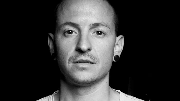 El 20 de julio de 2017 murió Chester Bennington de Linkin Park