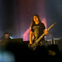 Korn regresó a Bogotá