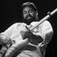 El 29 de junio de 1979 murió Lowell George