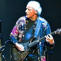 En 1946 nació Martin Barre guitarrista de Jethro Tull