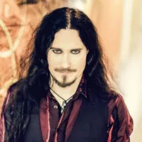 Nació Tuomas Holopainen de Nightwish