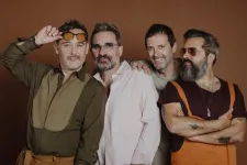 Lika Nova y Ruido D Fondo serán los invitados de Love Of Lesbian en Bogotá