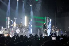 The Smashing Pumpkins durante su show en Bogotá