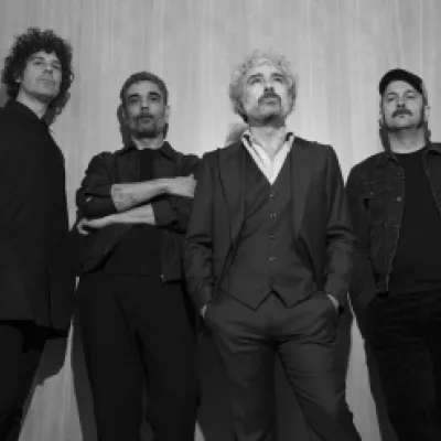 León Benavente llega a Rock al Parque con su nuevo disco "Nueva Sinfonía sobre el Caos"