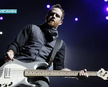 El 8 de febrero de 1977 nació David Farrell bajista de Linkin Park. 