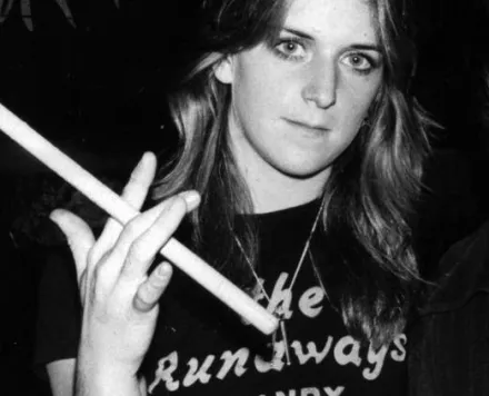 El 10 de julio de 1959 nació Sandy West de The Runaways