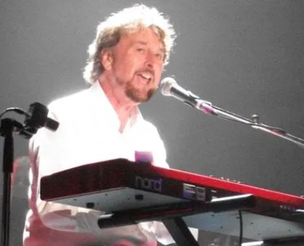 El 22 de julio de 1944 nació Rick Davies de Supertramp