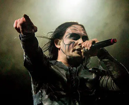 El 25 de julio de 1973 nacio Dani Filth de Cradle Of Filth