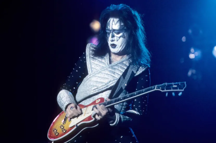 Murió Ace Frehley, primer guitarrista de KISS y figura clave del rock de los 70's Murió Ace Frehley, primer guitarrista de KISS y figura clave del rock de los 70's